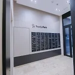 Park - Luxury With Garage
